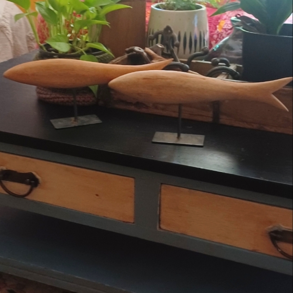 Wooden Fish Sculptures - Natural Brown - Picture 2 of 16